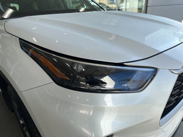 2025 Toyota Highlander Hybrid XLE photo 8