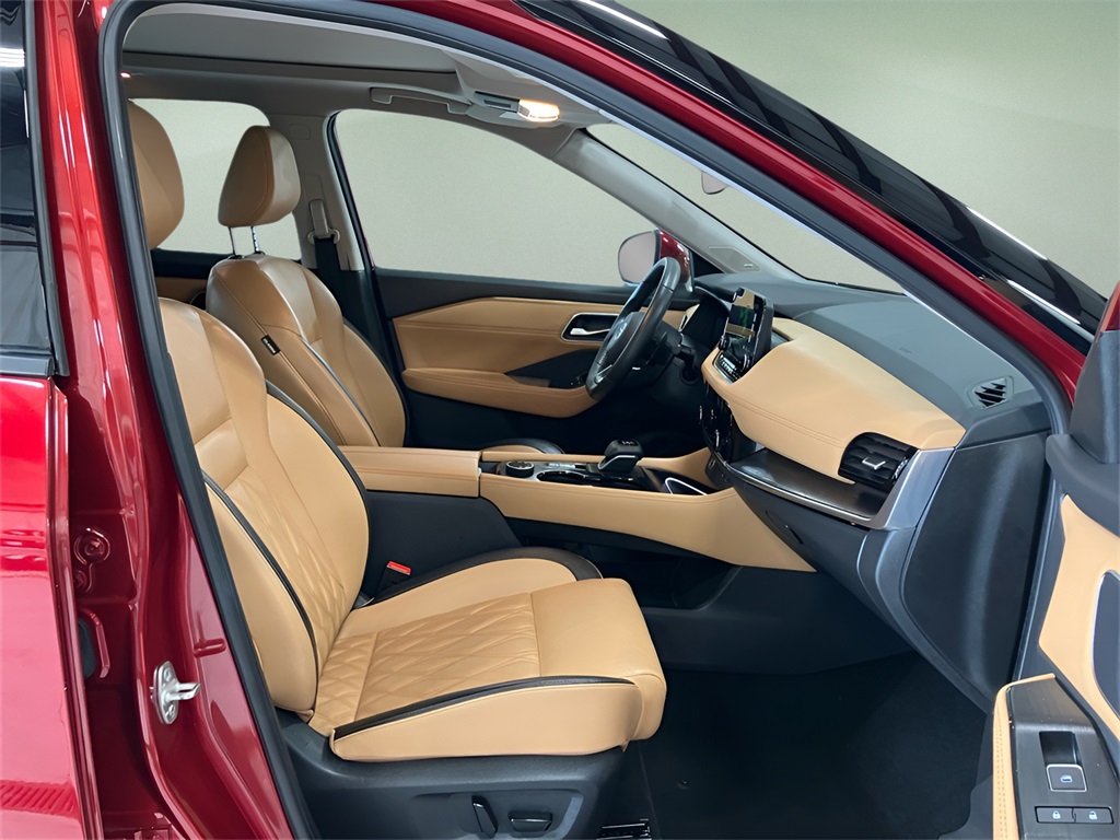 2021 Nissan Rogue Platinum photo 23