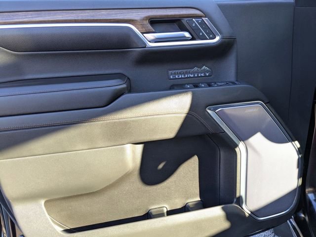 2023 Chevrolet Silverado 1500 High Country photo 10