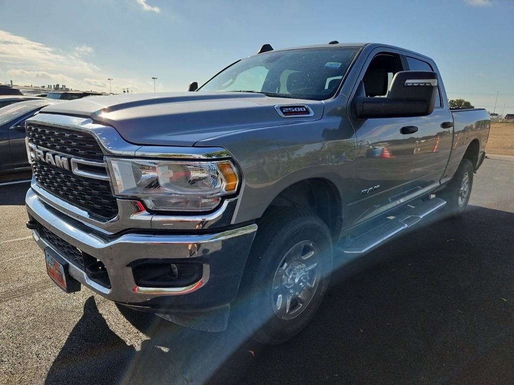 2024 Ram 2500 Big Horn photo 4