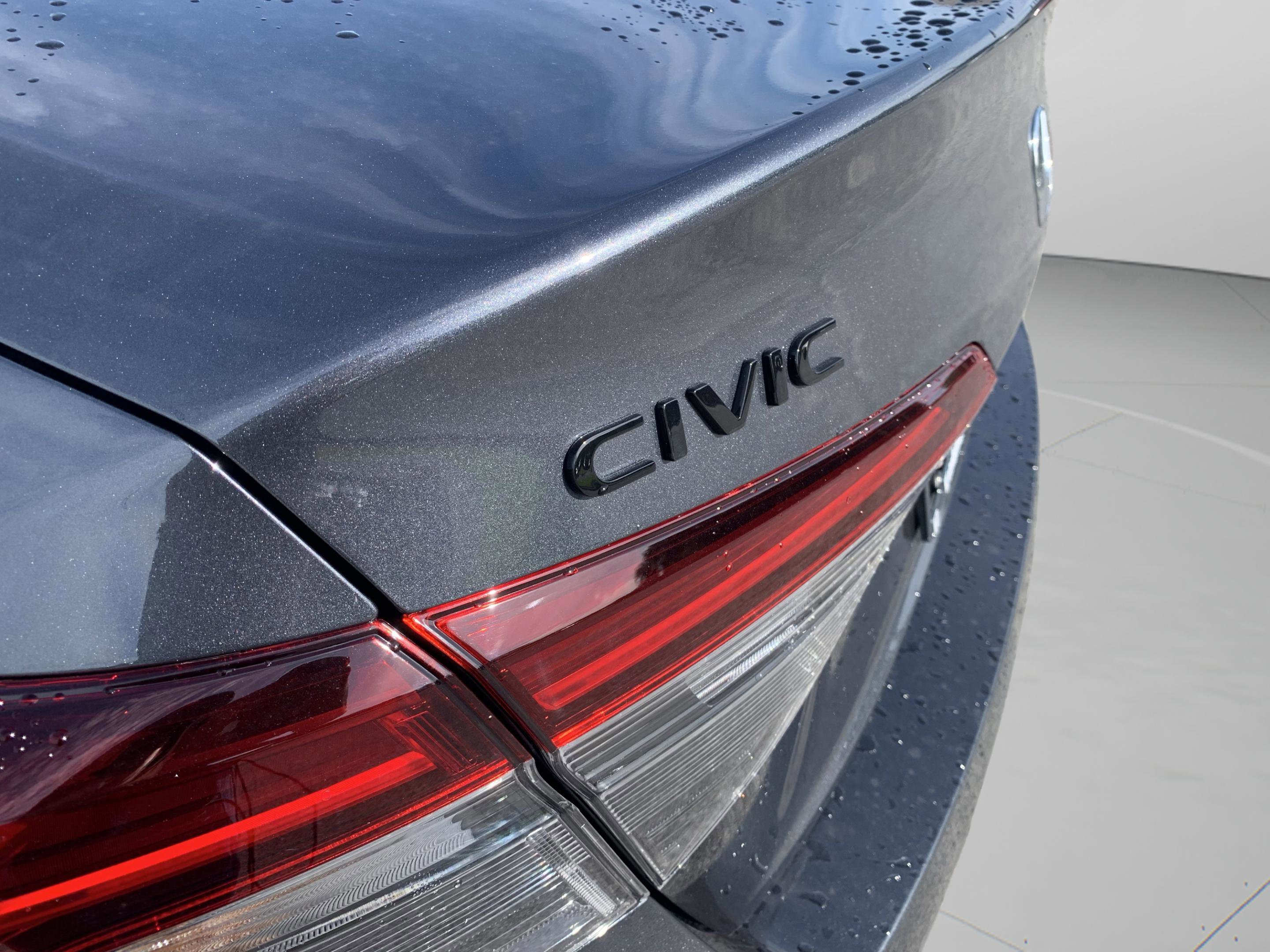 2026 Honda Civic Hybrid photo 9