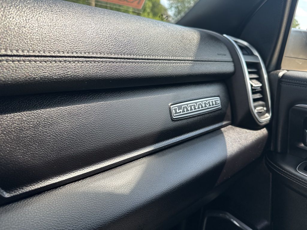 2022 Ram 2500 Laramie photo 17
