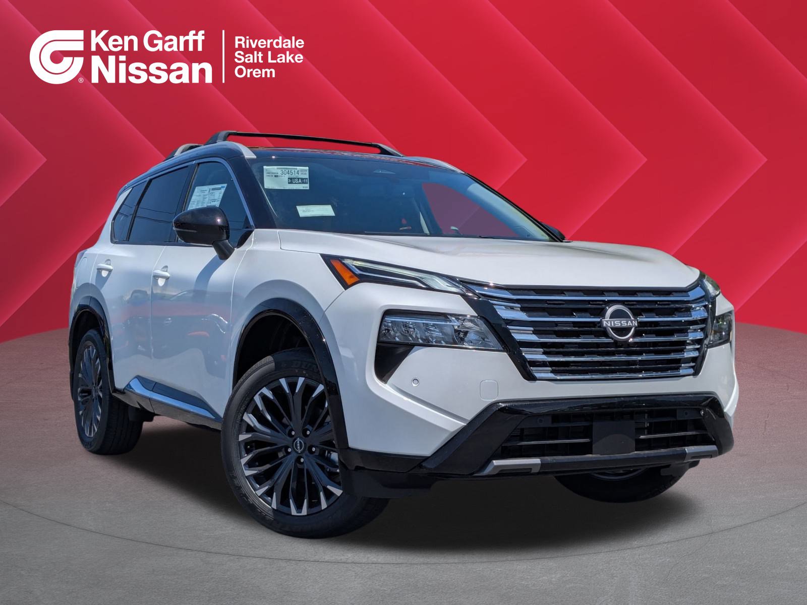 2025 Nissan Rogue Platinum's photo