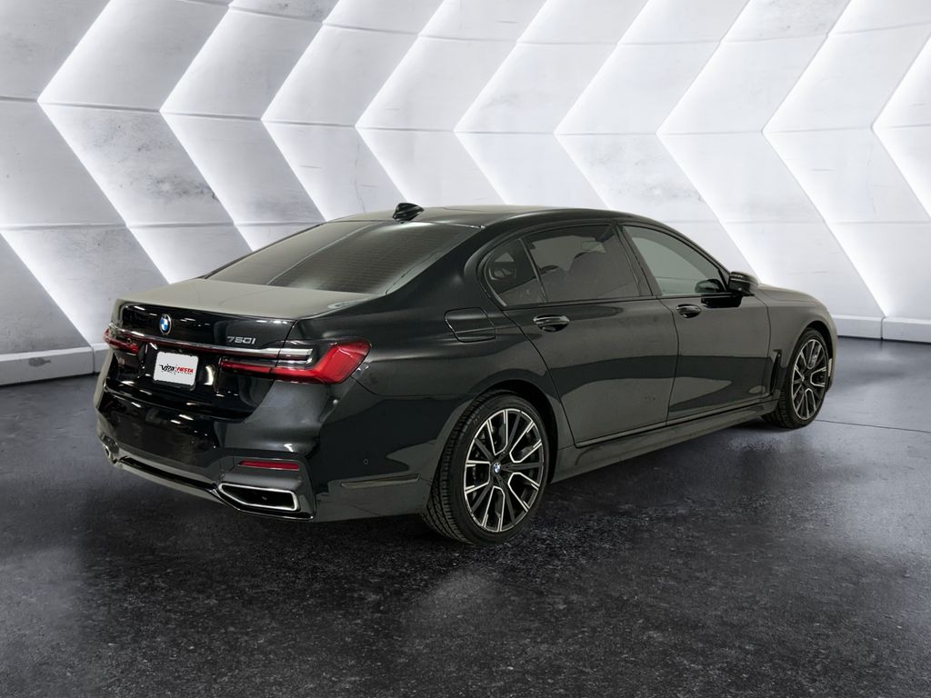 2020 Bmw 750i xDrive photo 2