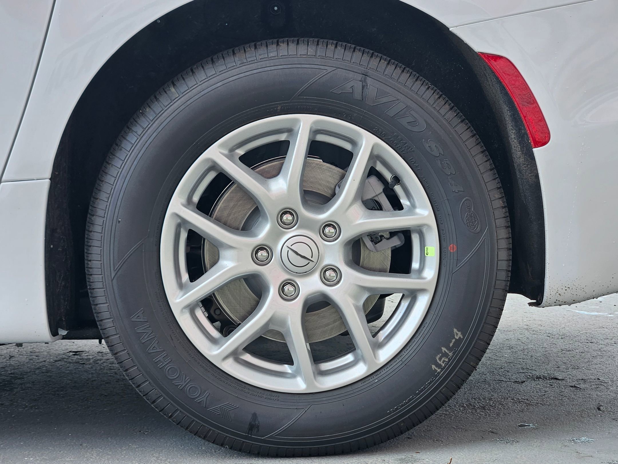 2025 Chrysler Pacifica photo 24