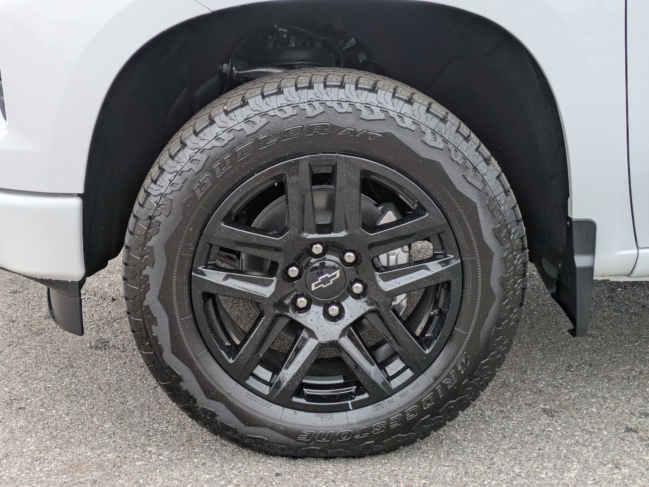 2025 Chevrolet Silverado 1500 RST photo 9