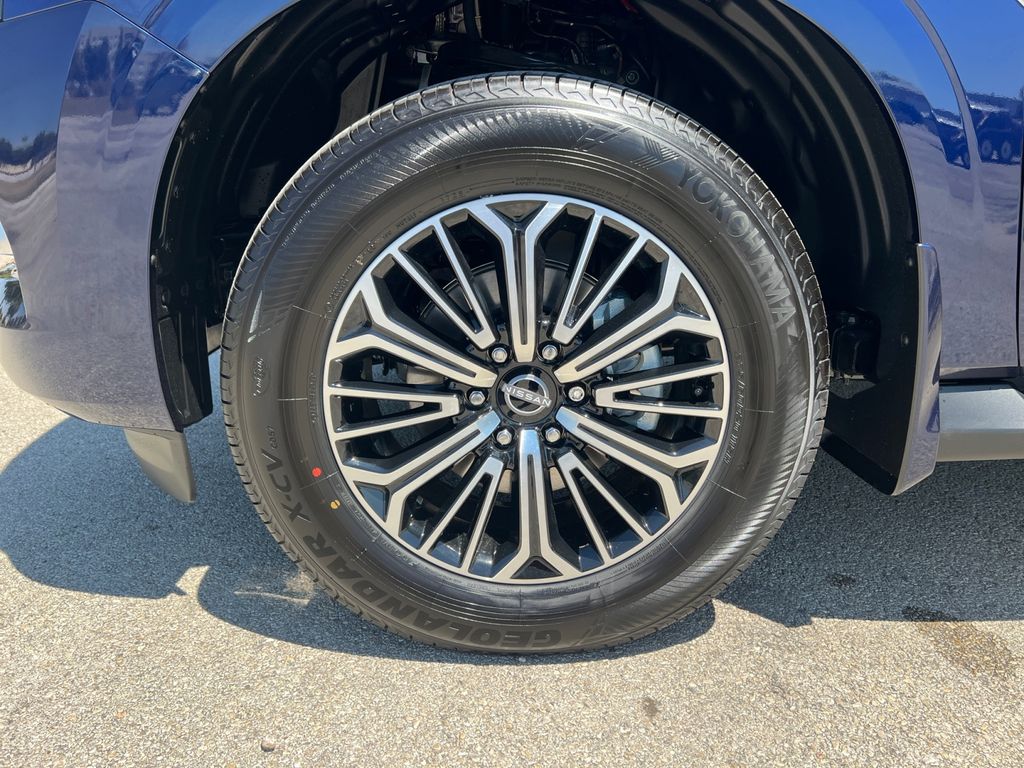 2026 Nissan Armada Platinum photo 21