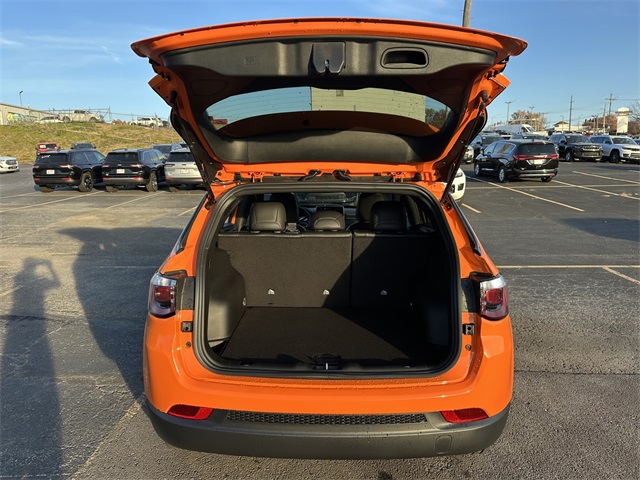 2026 Jeep Compass Latitude Altitude photo 3