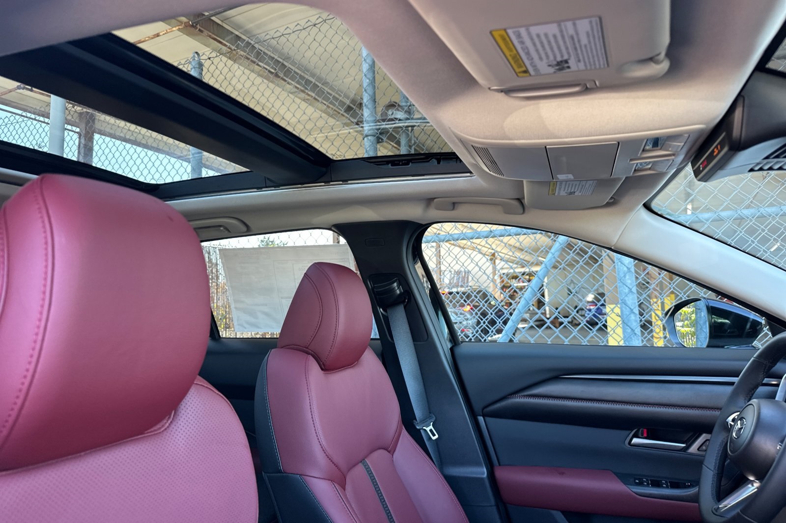 2025 Mazda CX-50 Premium photo 17