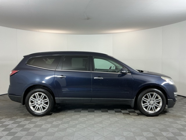 2015 Chevrolet Traverse 1LT photo 4