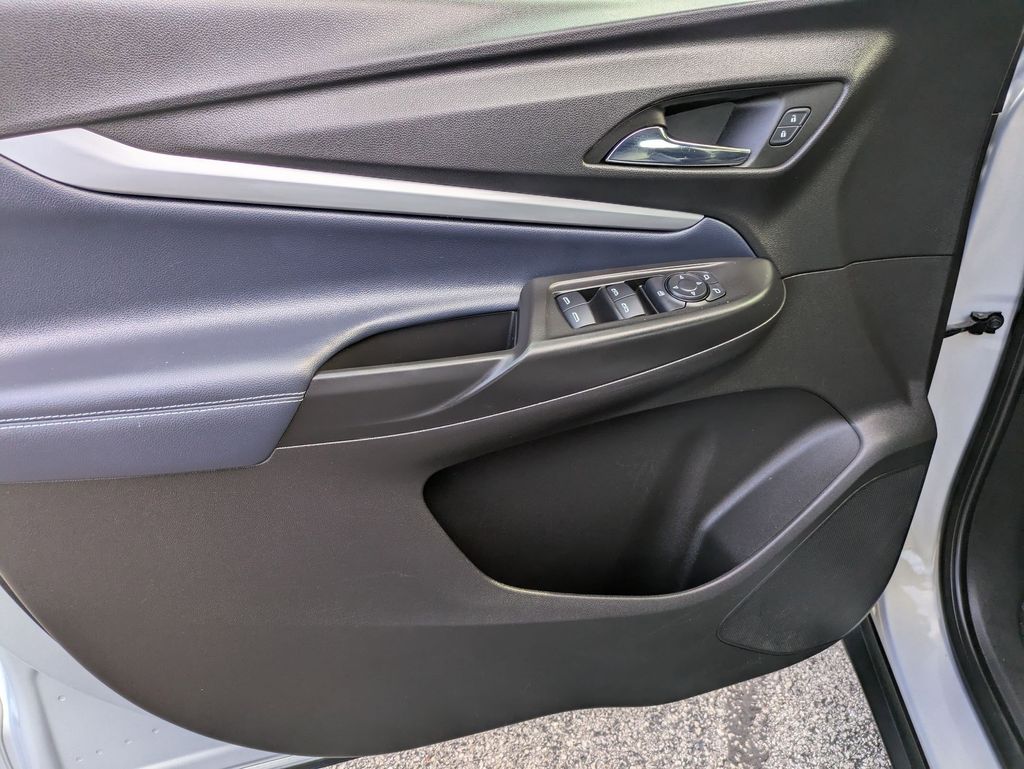 2022 Chevrolet Bolt EUV Premier photo 11