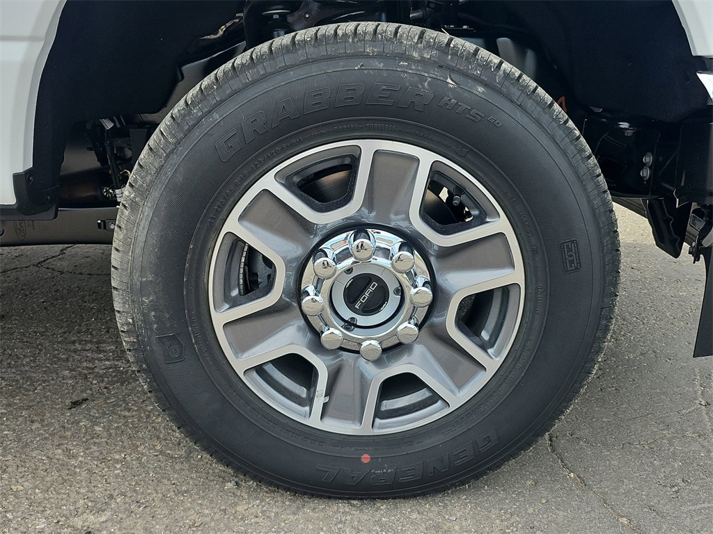 2025 Ford F-350 XLT photo 44