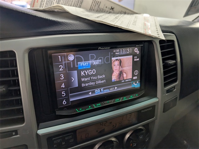 2004 Toyota 4Runner Limited photo 24