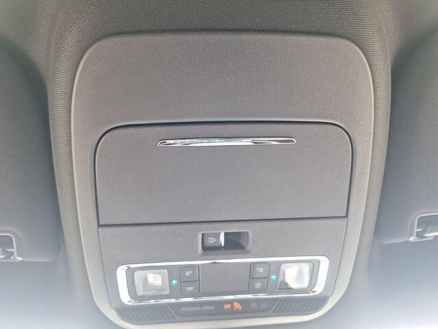 2025 Ford F-150 Lariat photo 18