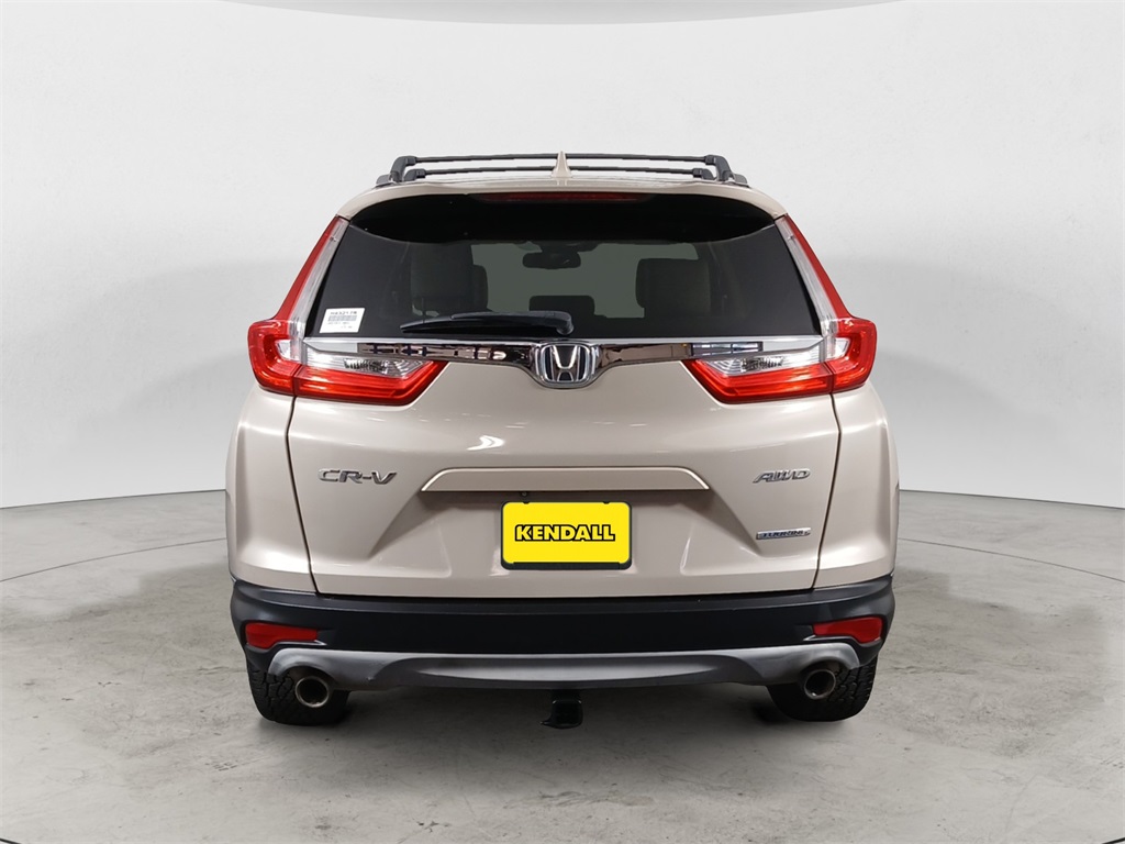 2019 Honda CR-V Touring photo 4