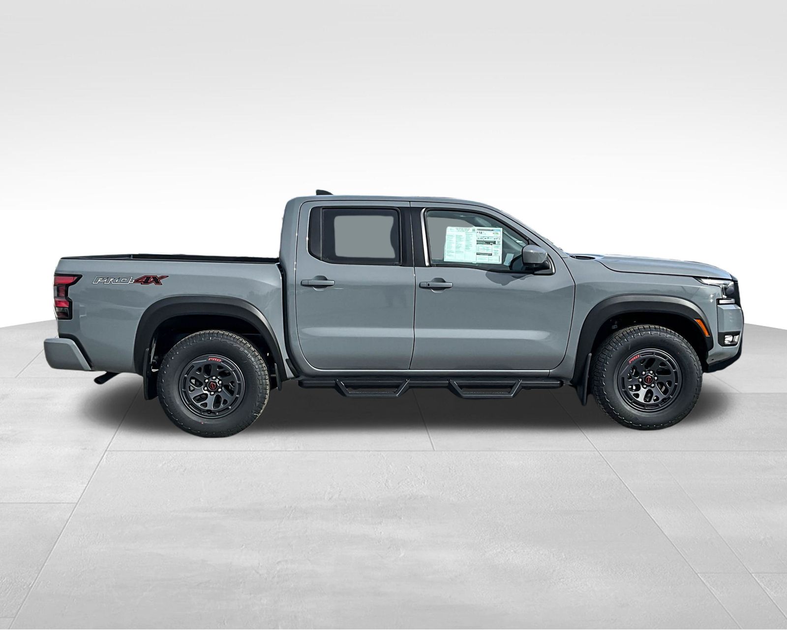 2025 Nissan Frontier PRO-4X photo 4