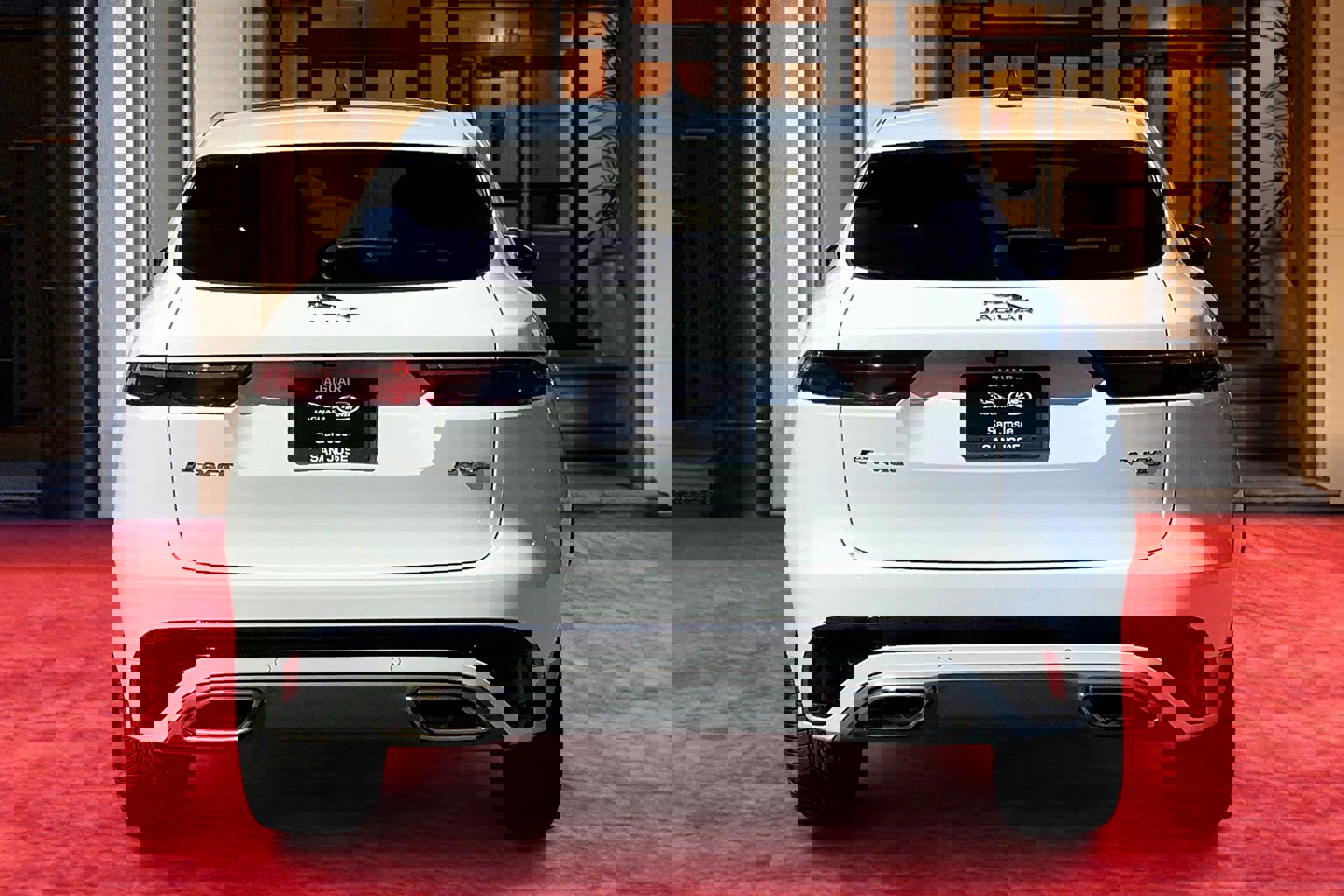 2023 Jaguar F-PACE P400 R-Dynamic S photo 3