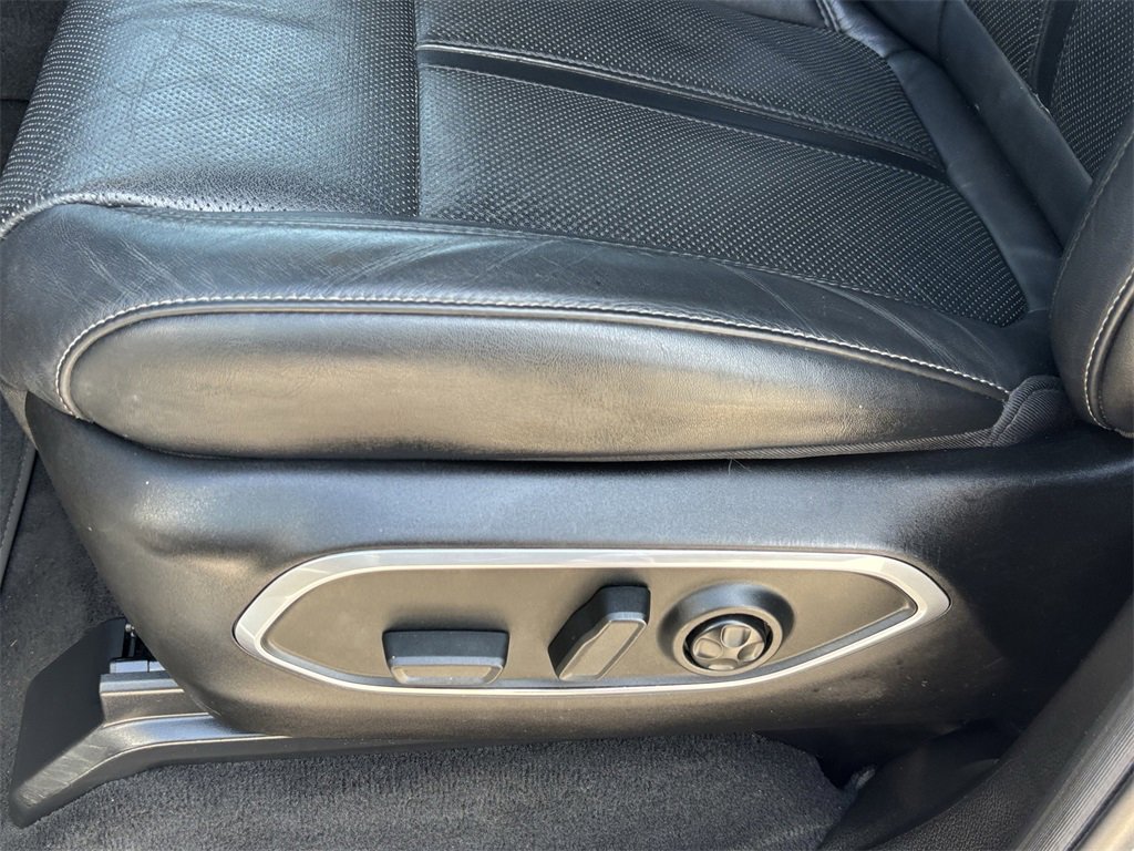 2022 Jeep Wagoneer Series III photo 13