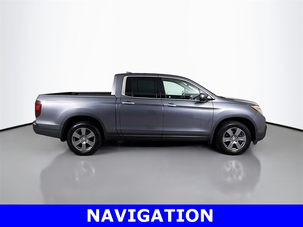 2020 Honda Ridgeline RTL-E photo 3