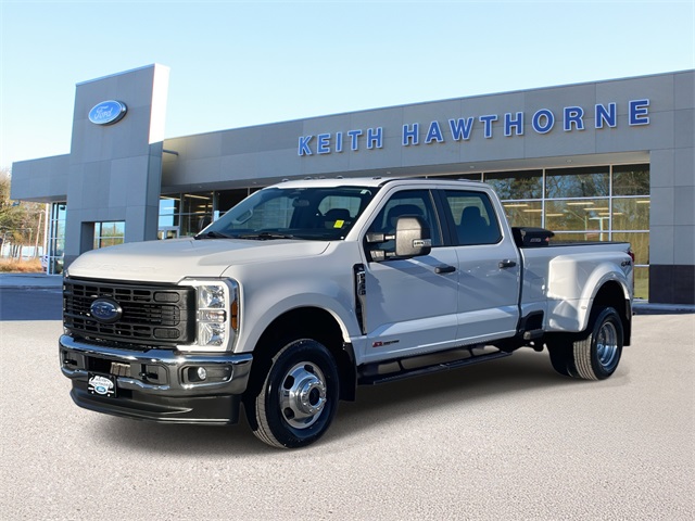 2024 Ford F-350 XL photo 3