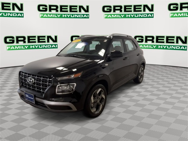 2025 Hyundai Venue SEL photo 7