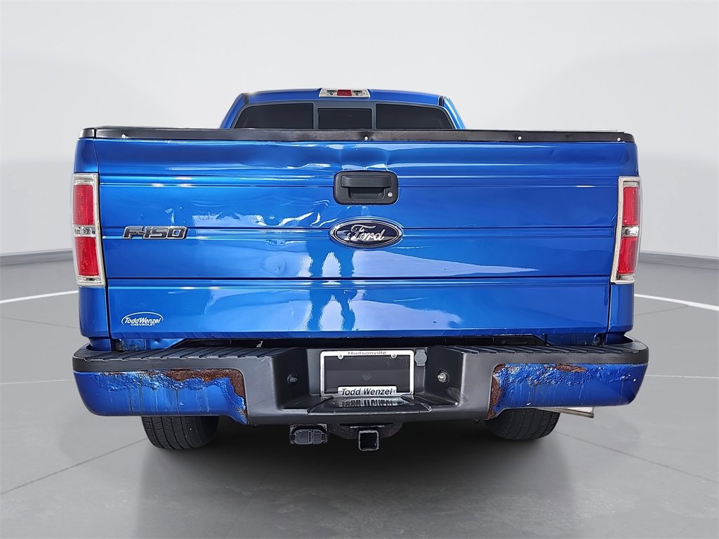 2010 Ford F-150 XL photo 3