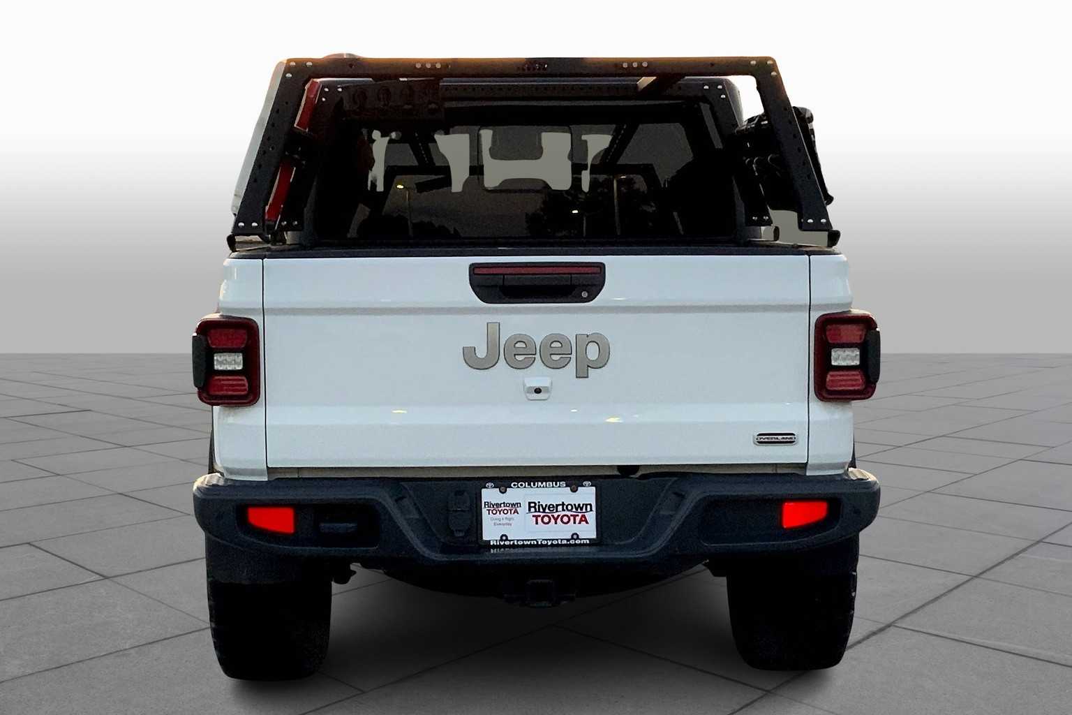 2020 Jeep Gladiator Overland photo 4