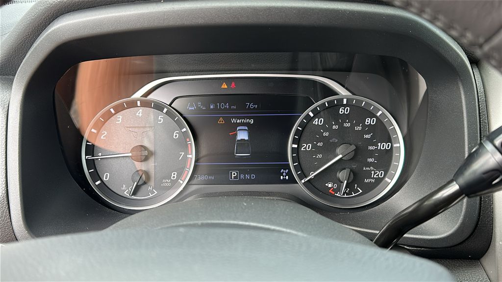 2024 Nissan Titan SV photo 15