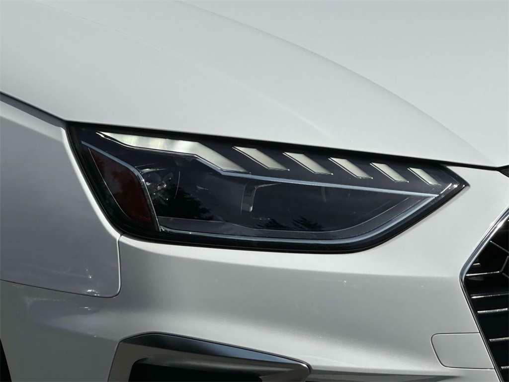 2023 Audi A4 45 S line Premium Plus Quattro photo 6