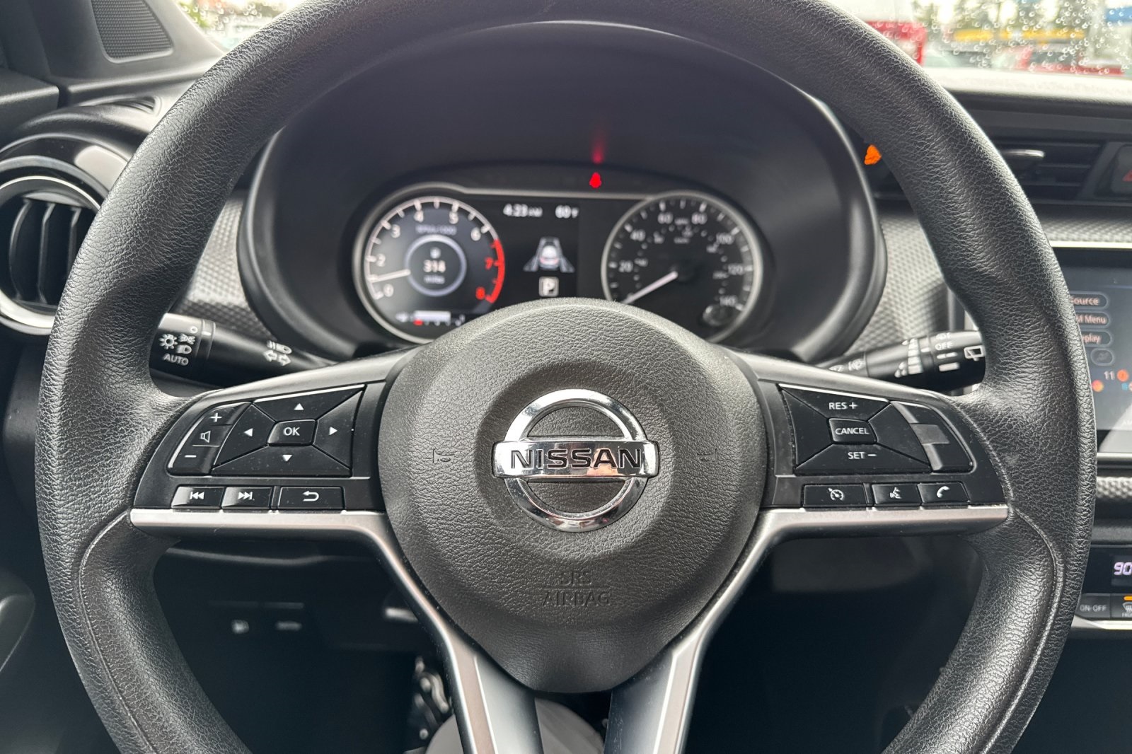 2020 Nissan Kicks SV photo 21
