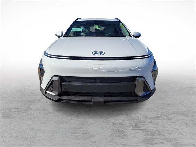 2025 Hyundai Kona SEL photo 2