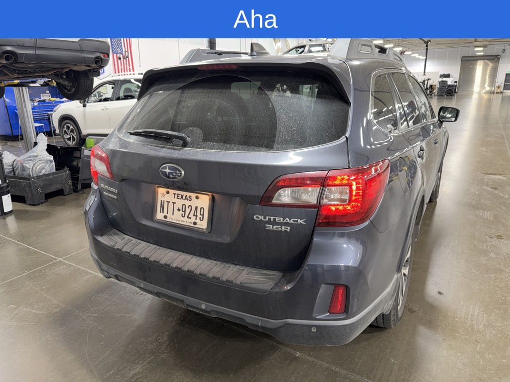 2017 Subaru Outback 3.6R Limited photo 2