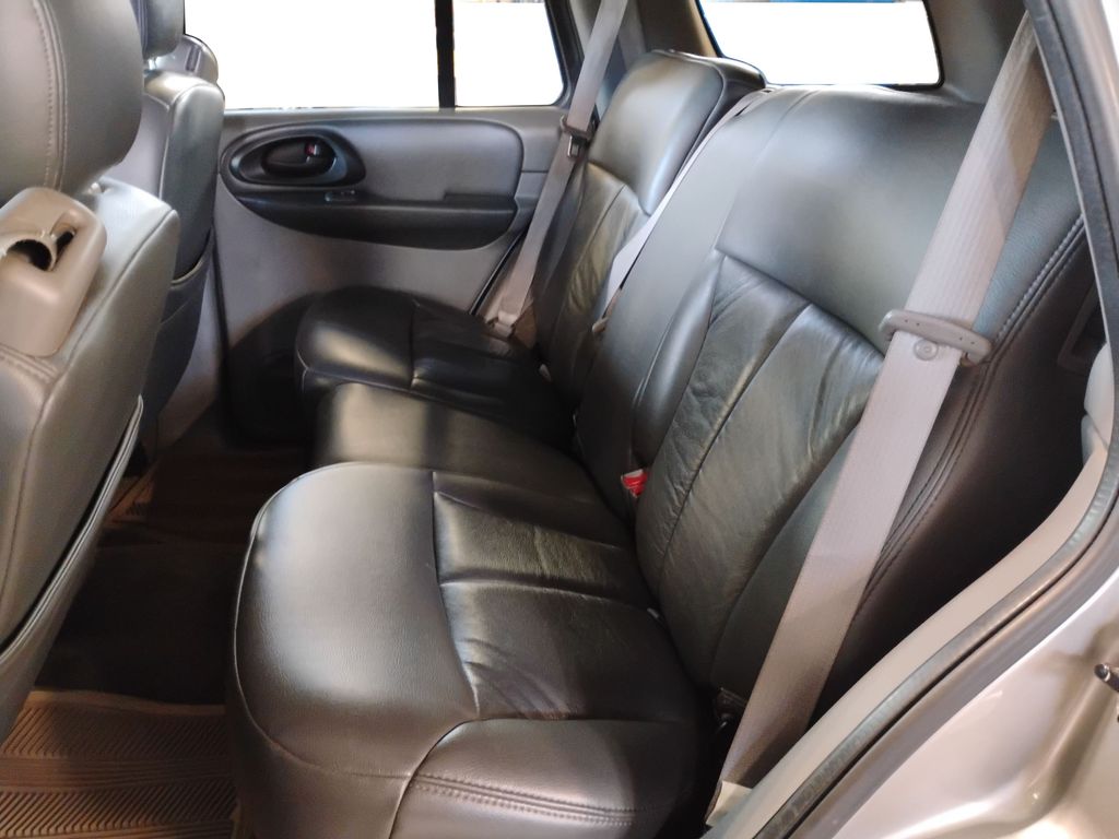 2002 Chevrolet Trailblazer LT photo 10