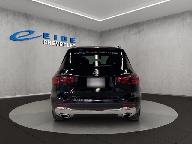 2025 Mercedes Benz GLB 250 4MATIC photo 2