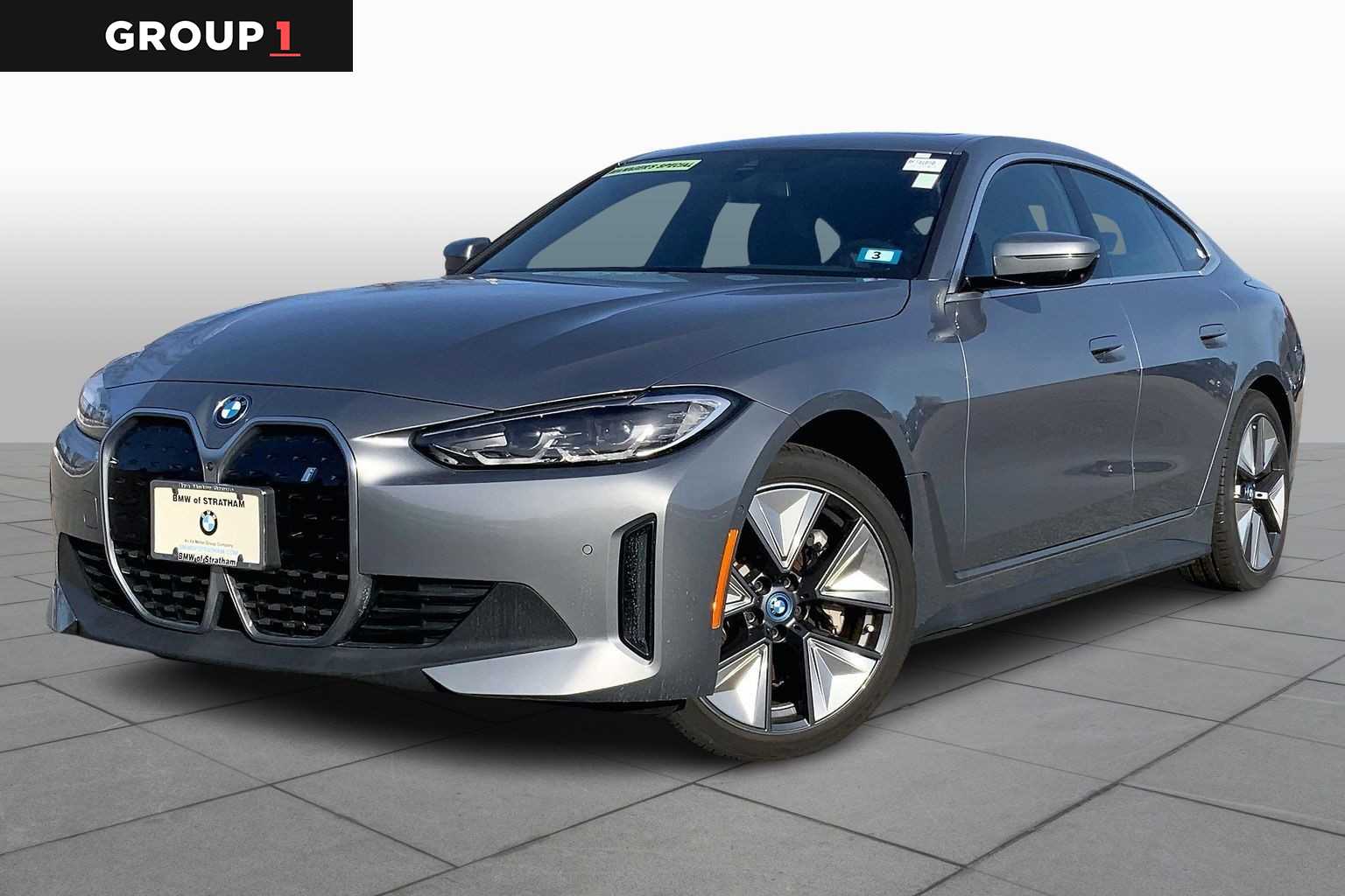 2024 BMW i4 40's photo