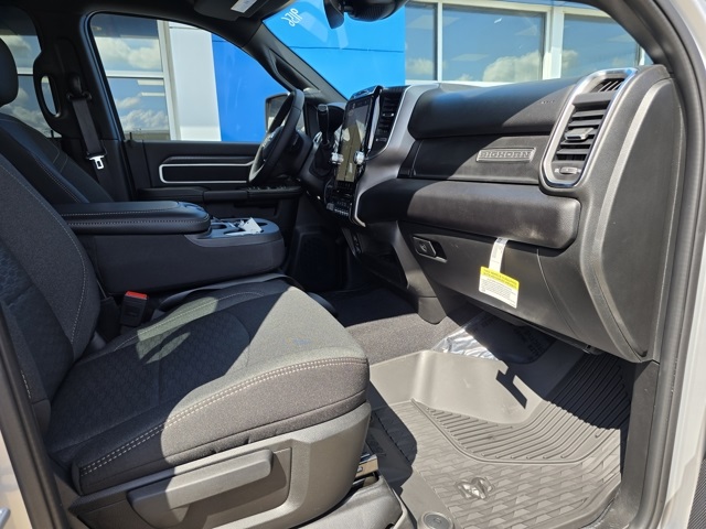 2026 Ram 2500 Big Horn photo 25