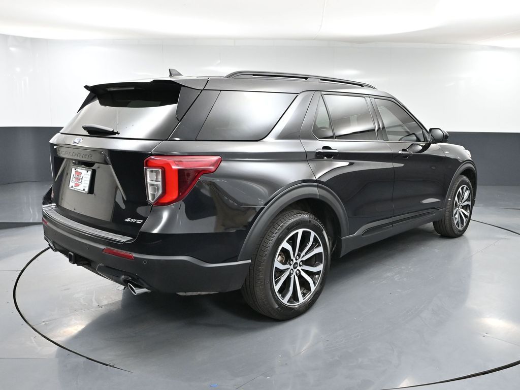 2024 Ford Explorer ST-Line photo 3