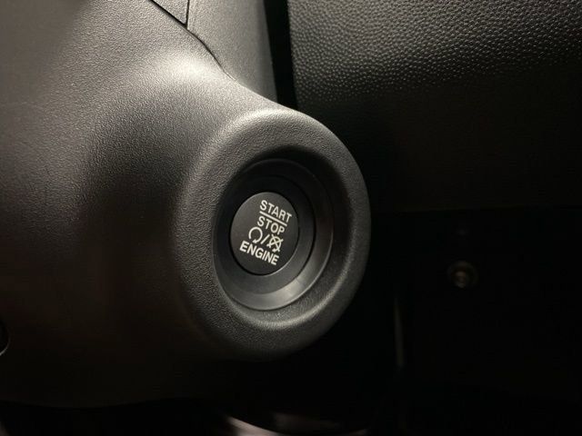 2024 Ram C/V Tradesman photo 22