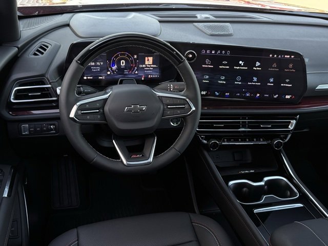 2026 Chevrolet Traverse Z71 photo 3