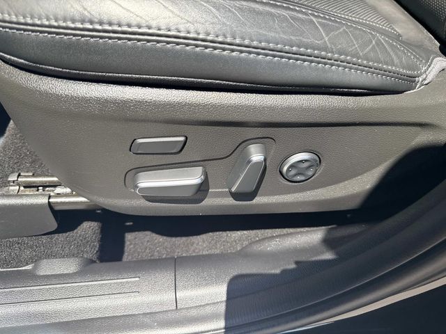 2022 Hyundai Santa Fe Calligraphy photo 18