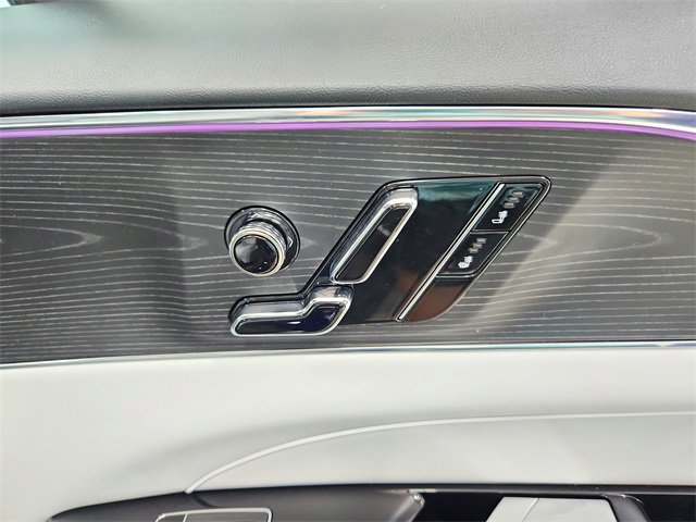 2024 Cadillac Lyriq Sport photo 37