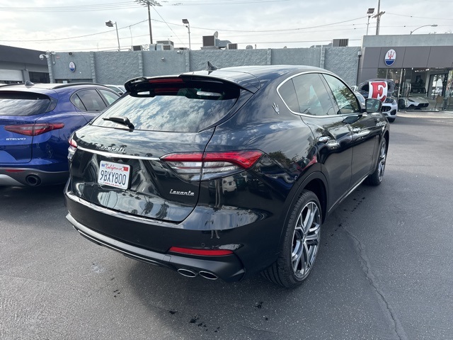 2022 Maserati Levante GT photo 4