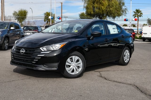 2025 Nissan Versa Sedan S's photo