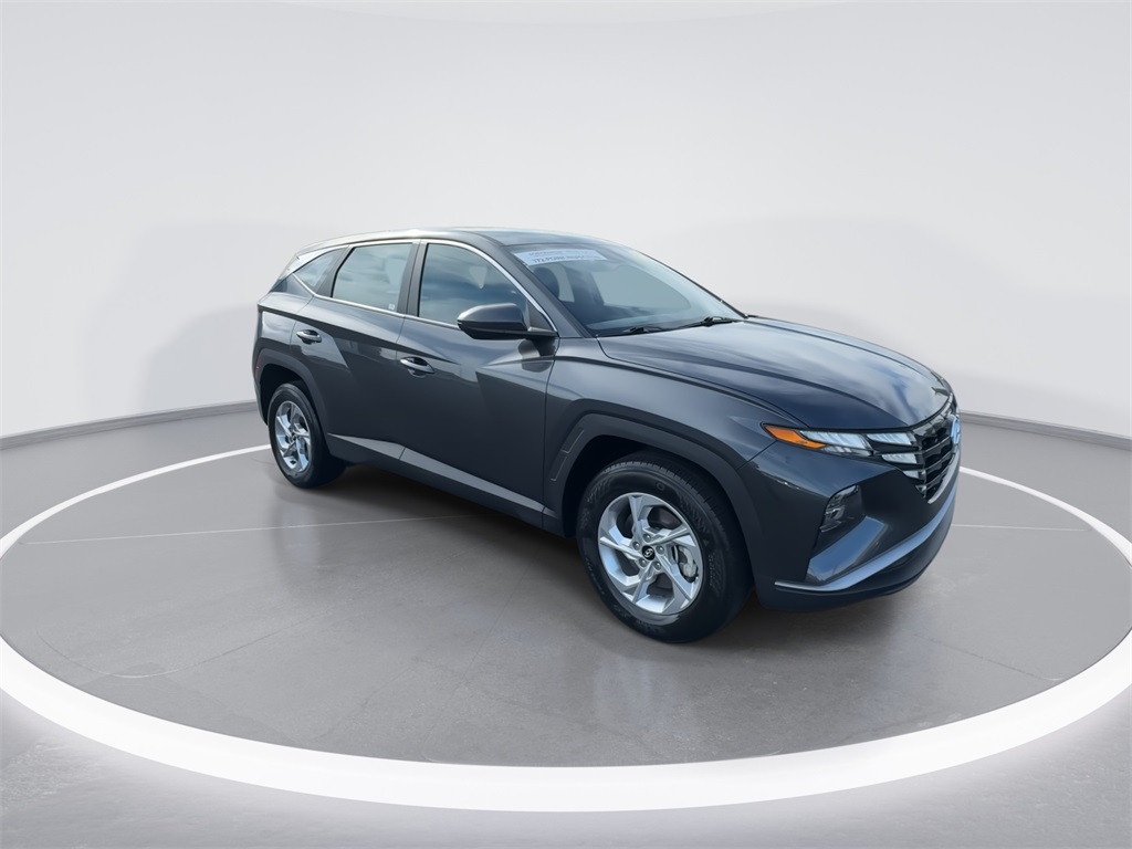 2024 Hyundai Tucson SE photo 2