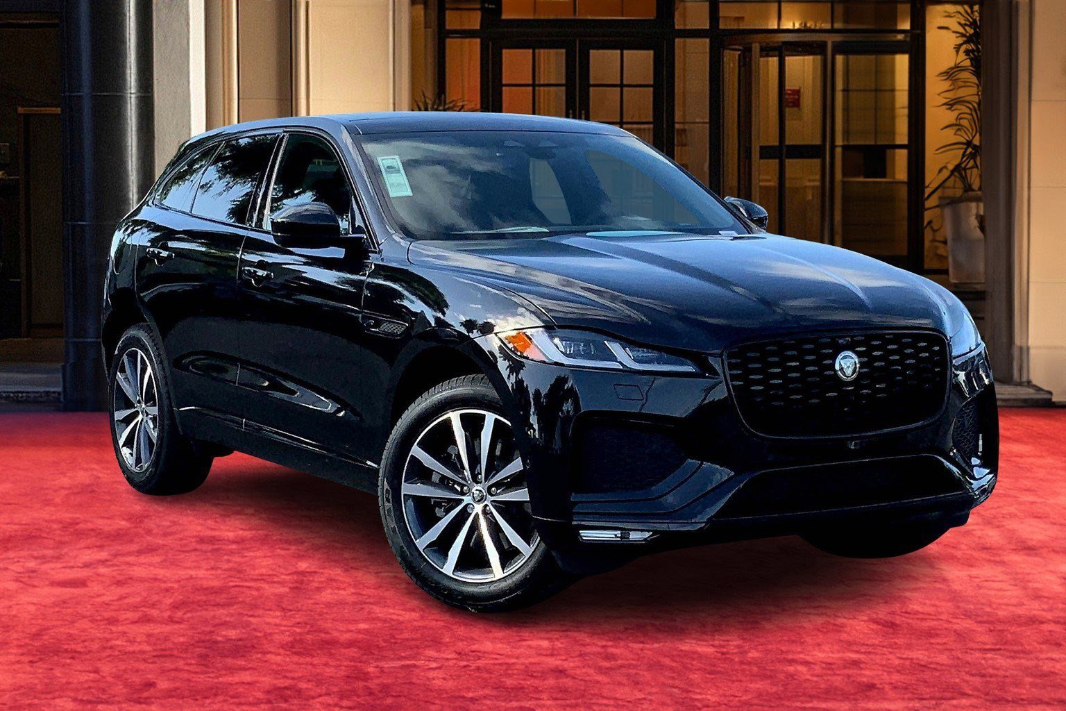 2026 Jaguar F-PACE P250 R-Dynamic S photo 2