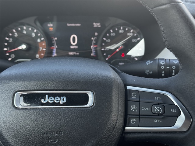 2023 Jeep Compass Limited photo 25