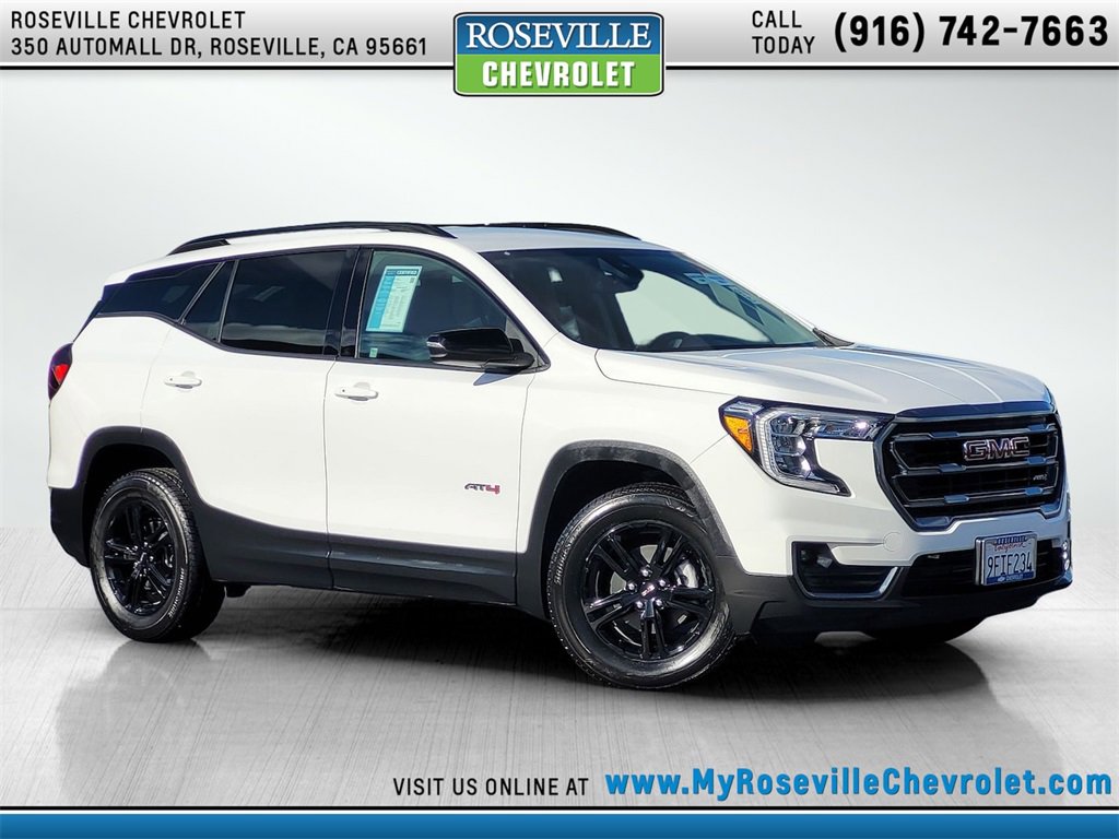 2023 GMC Terrain AT4's photo