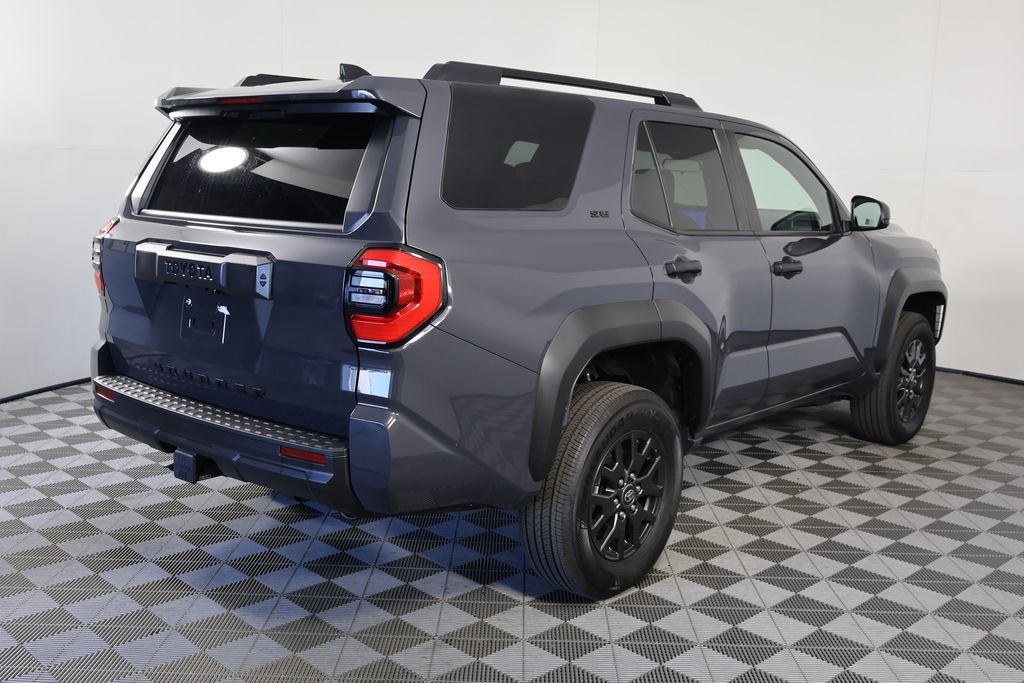 2025 Toyota 4Runner SR5 photo 4