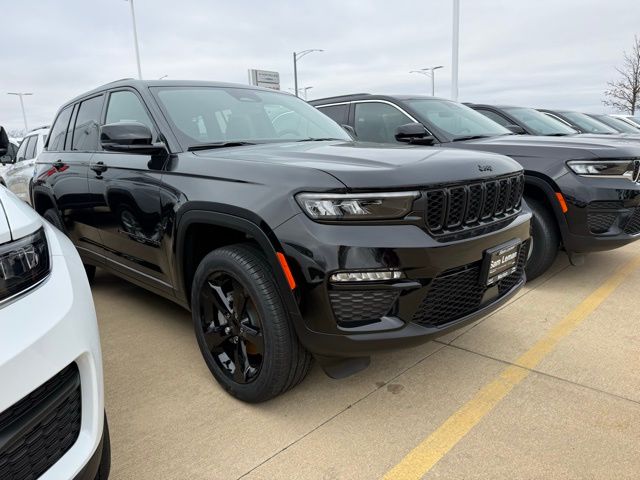 2025 Jeep Grand Cherokee Limited's photo