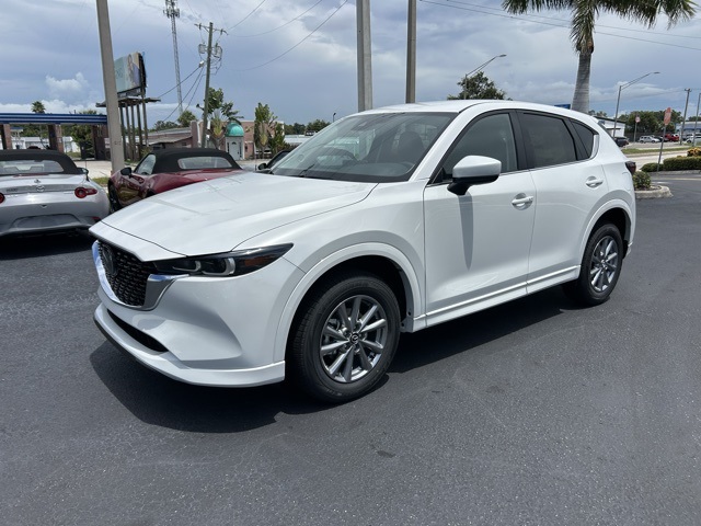 2025 Mazda CX-5 2.5 S Preferred photo 3